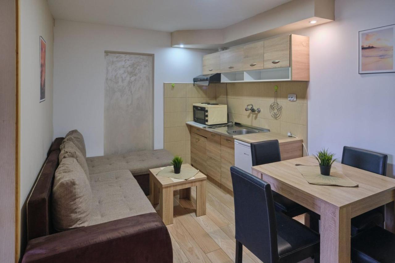 Apartmani Tvins Soko Banja Esterno foto