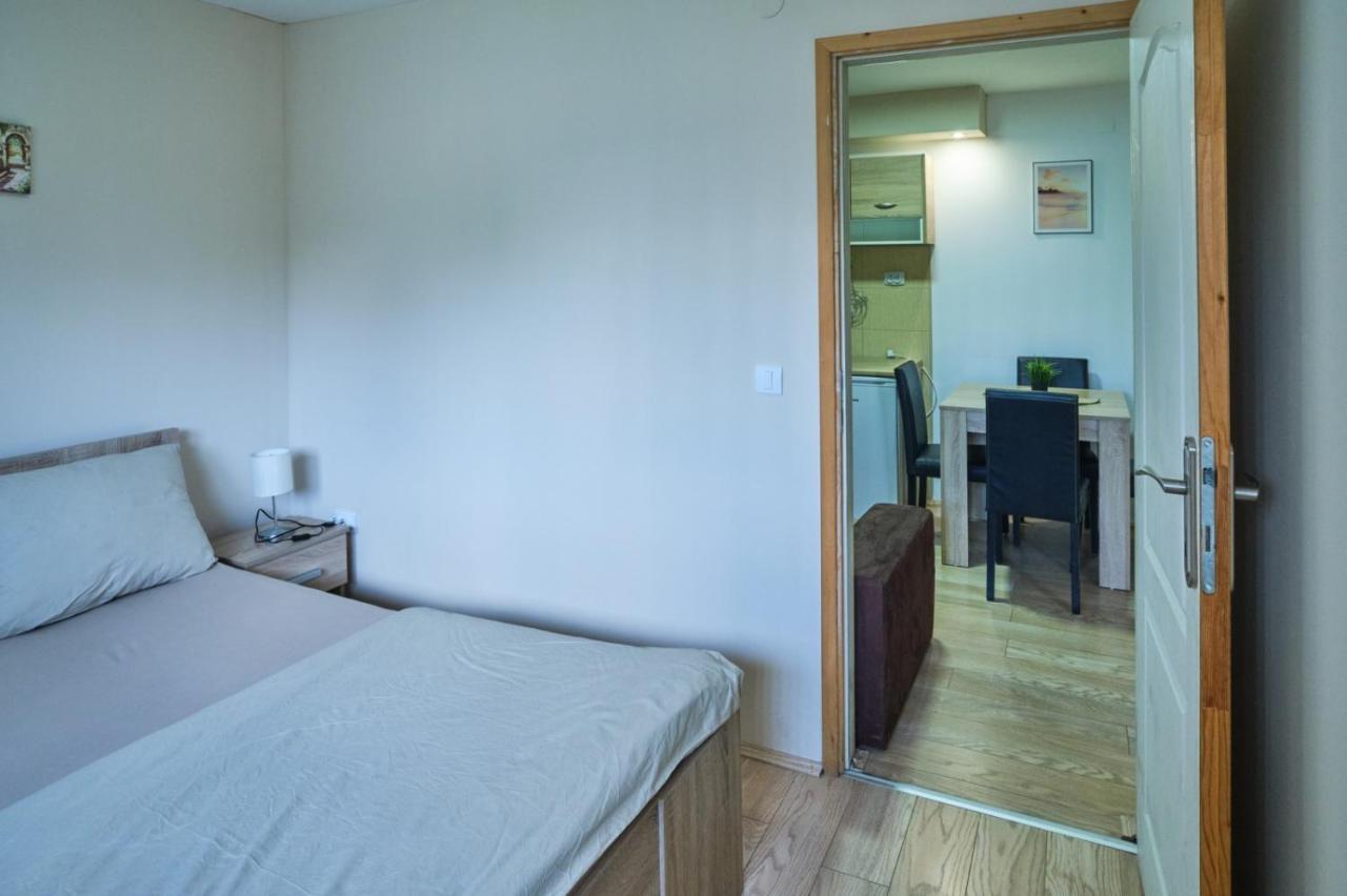Apartmani Tvins Soko Banja Esterno foto